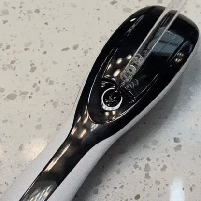 LED HAIR THERAPY BRUSH